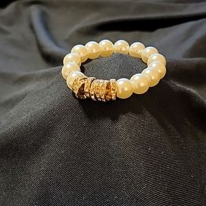 Pearl Bracelet